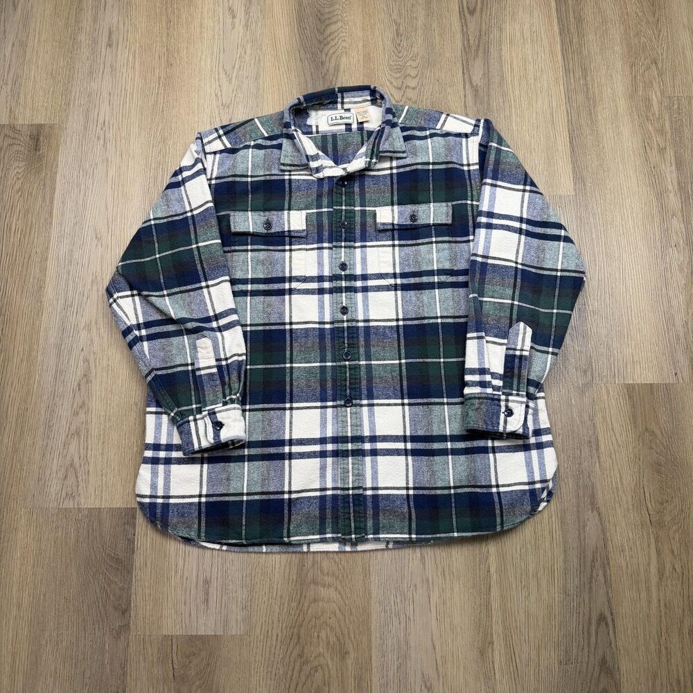L.L. Bean Flannel Shirt Mens XL Blue Green Plaid Long Sleeve Button Up Pockets